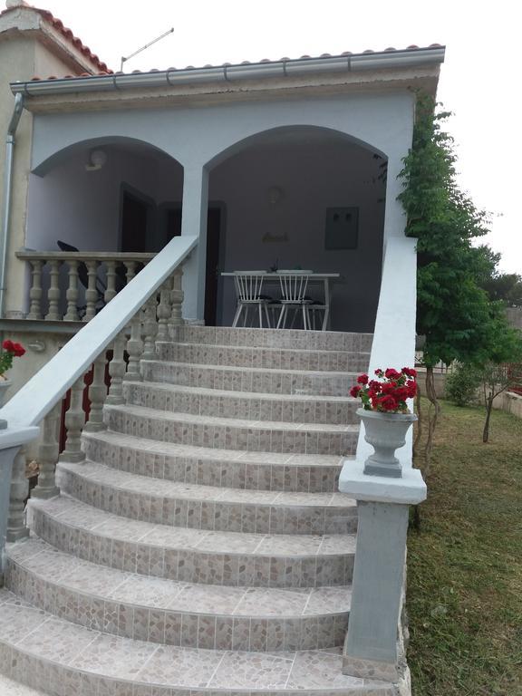 Maslina Apartment Jadrtovac Exterior foto